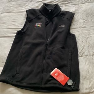Black North Face Vest NWT M&M racing logo
